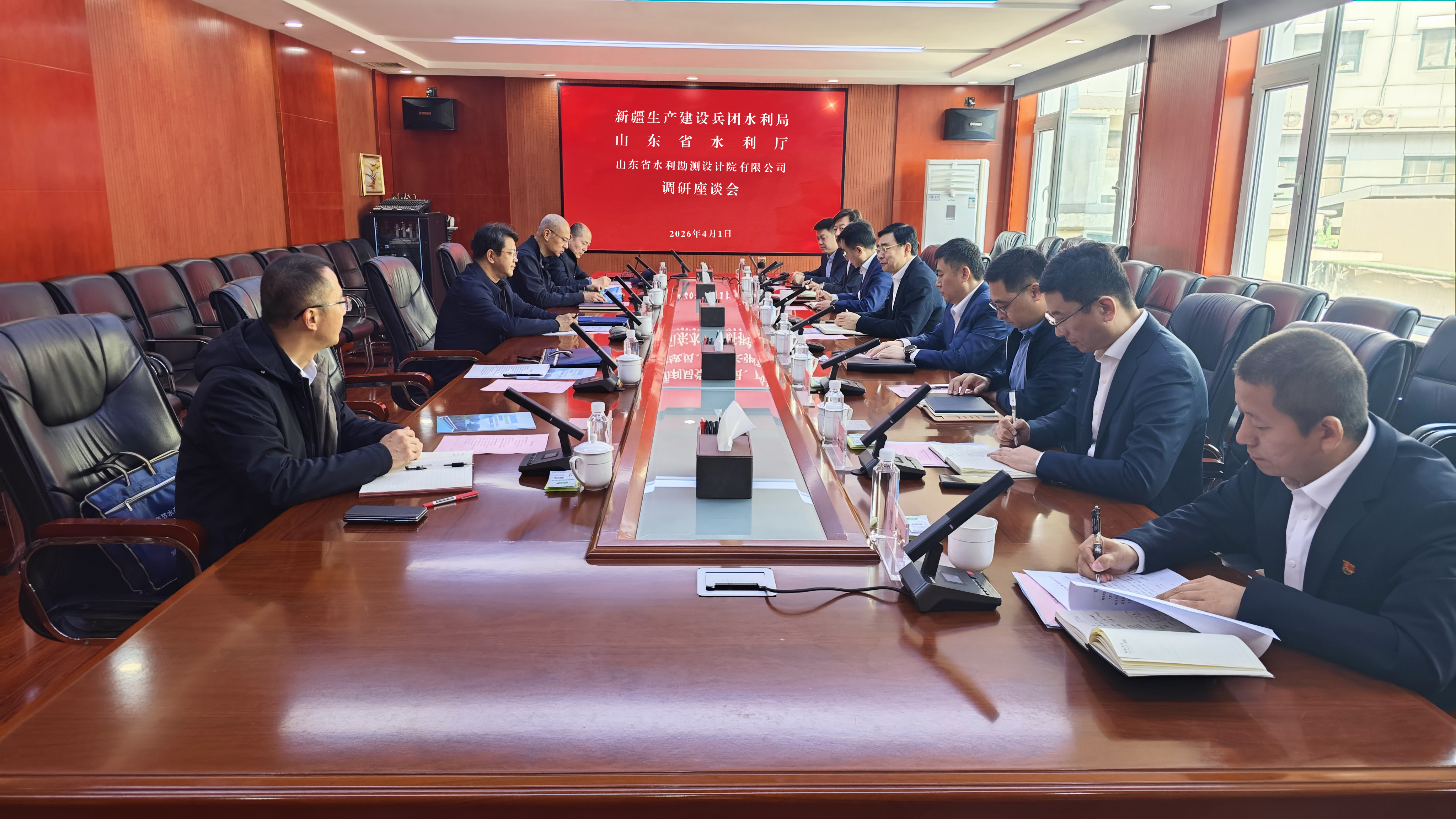 新疆生产建设兵团水利局党组成员、副局长吴剑一行到山东水设调研